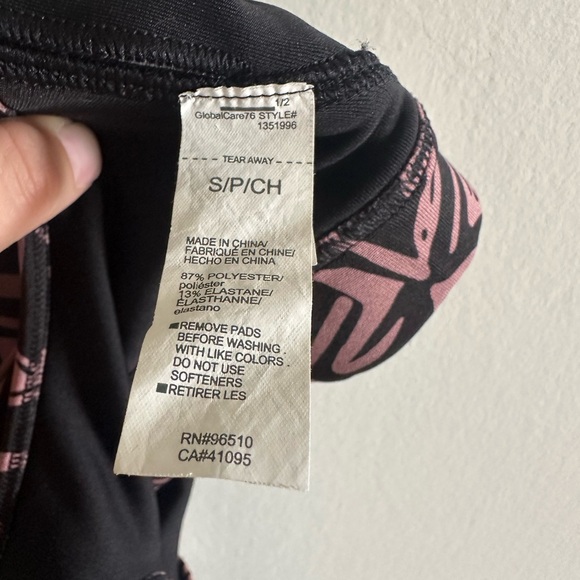 Under Armour Pink/Black Mid Crossback Printed Sports Bra Size Small EUC - Picture 7 of 8